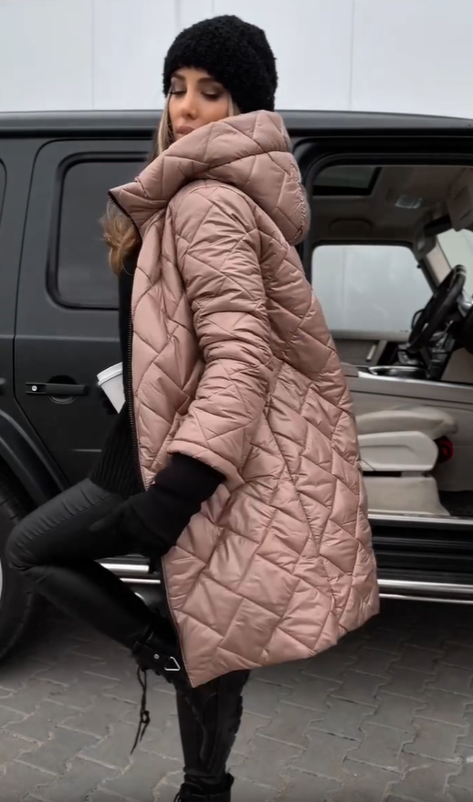 Ina | Elegant Quilted Down Jacket with Hood